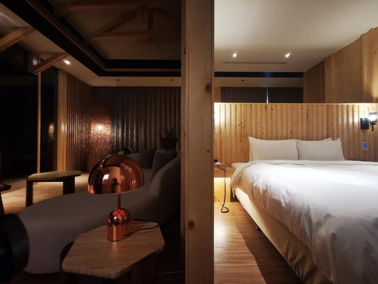 Seasons Boutique Motel Kaohsiung Exterior foto