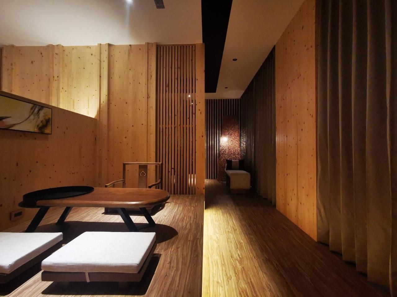 Seasons Boutique Motel Kaohsiung Exterior foto