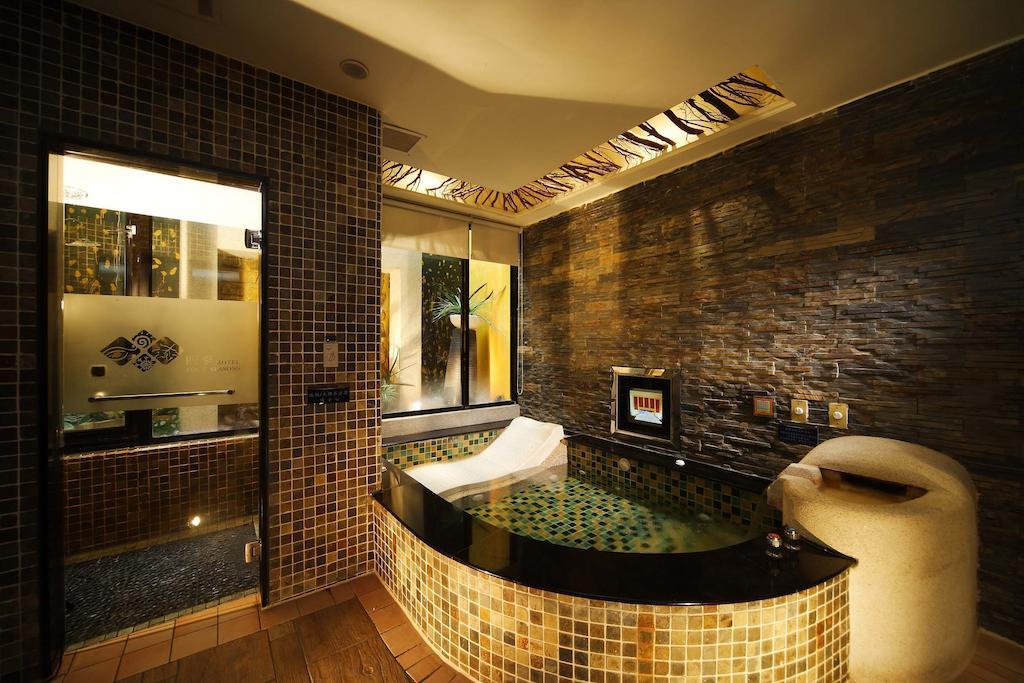 Seasons Boutique Motel Kaohsiung Habitación foto